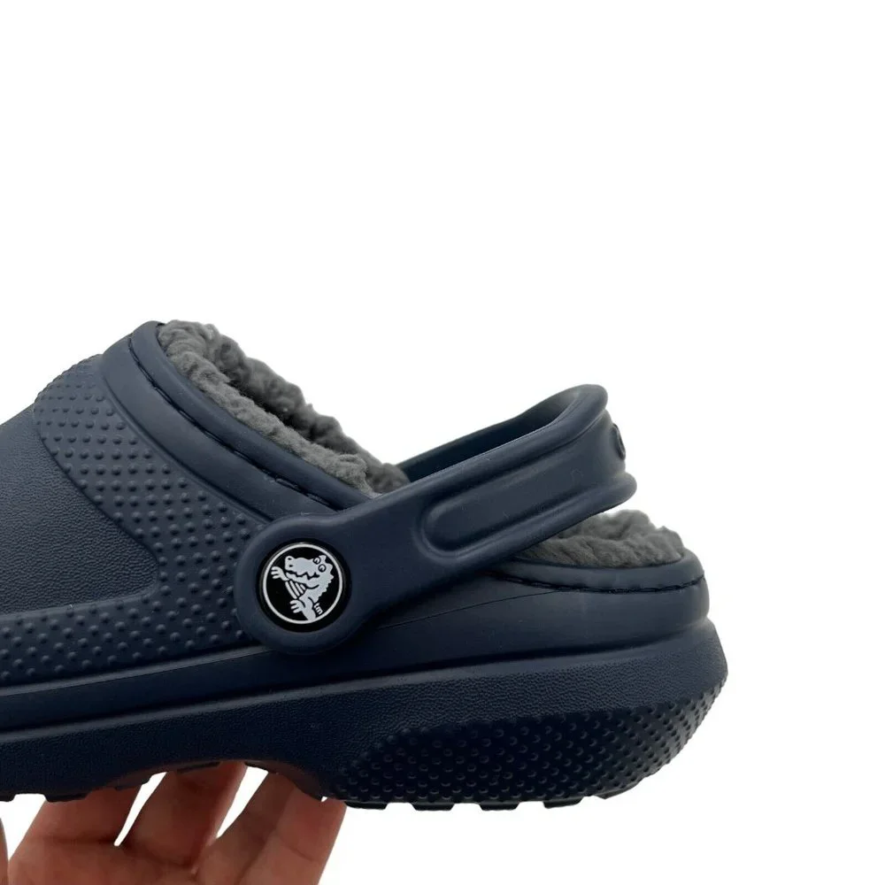 Crocs Boys Lined Clogs Size 2 (J2) Navy Blue Lightweight Cozy Comfy Slip on Shoe